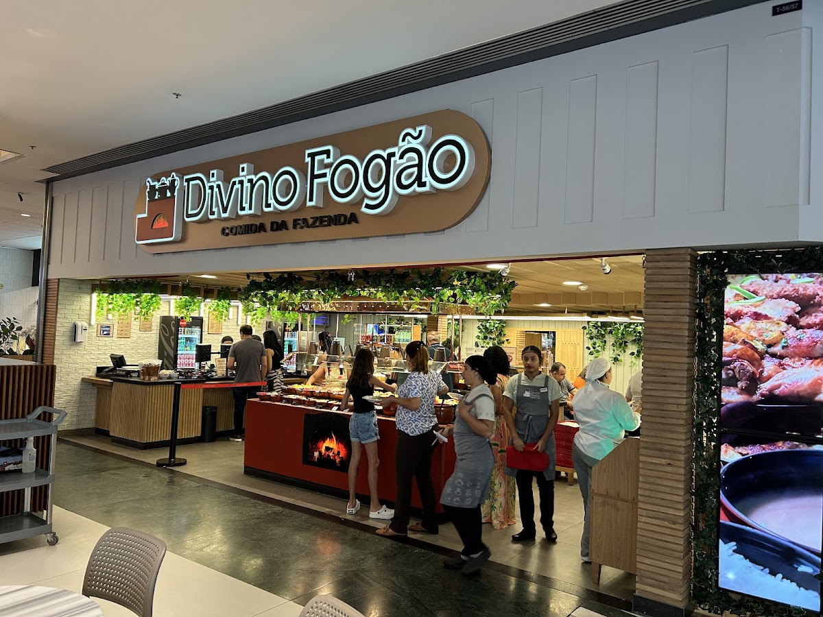 Divino Fogão - Flamboyant